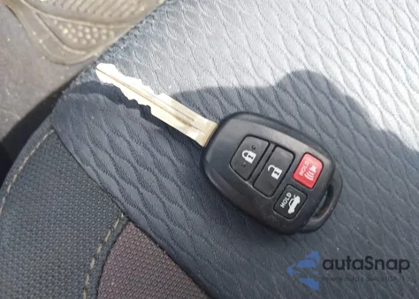 2019 Toyota Corolla Le z USA, uszkodzony, nr VIN 5YFBURHEXKP921202